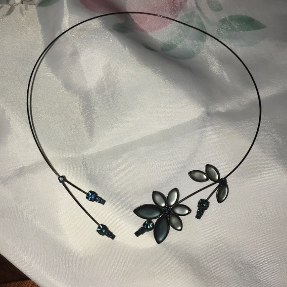 Neck piece - Picture 3 of 5